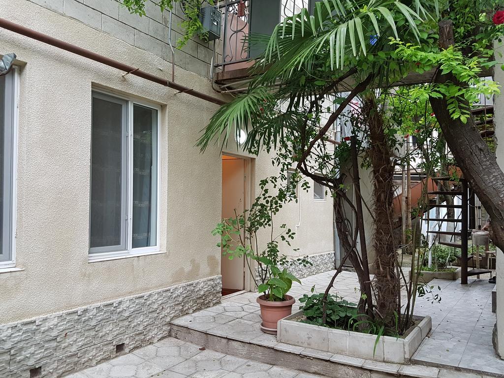 דירות קוטאיסי House #1 מראה חיצוני תמונה