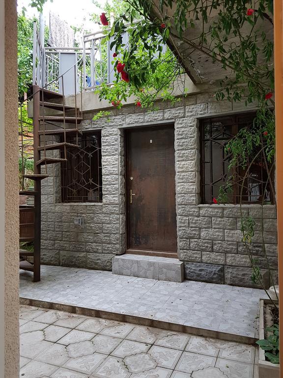 דירות קוטאיסי House #1 מראה חיצוני תמונה
